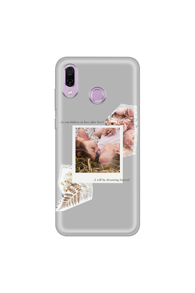 HONOR - Honor Play - Soft Clear Case - Vintage Grey Collage Phone Case