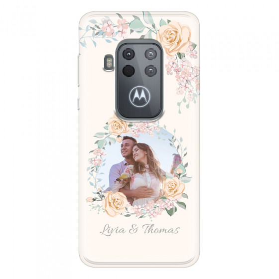 MOTOROLA by LENOVO - Moto One Zoom - Soft Clear Case - Frame Of Roses